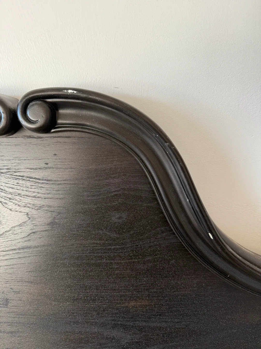 Black Wood Headboard image indicator(2)
