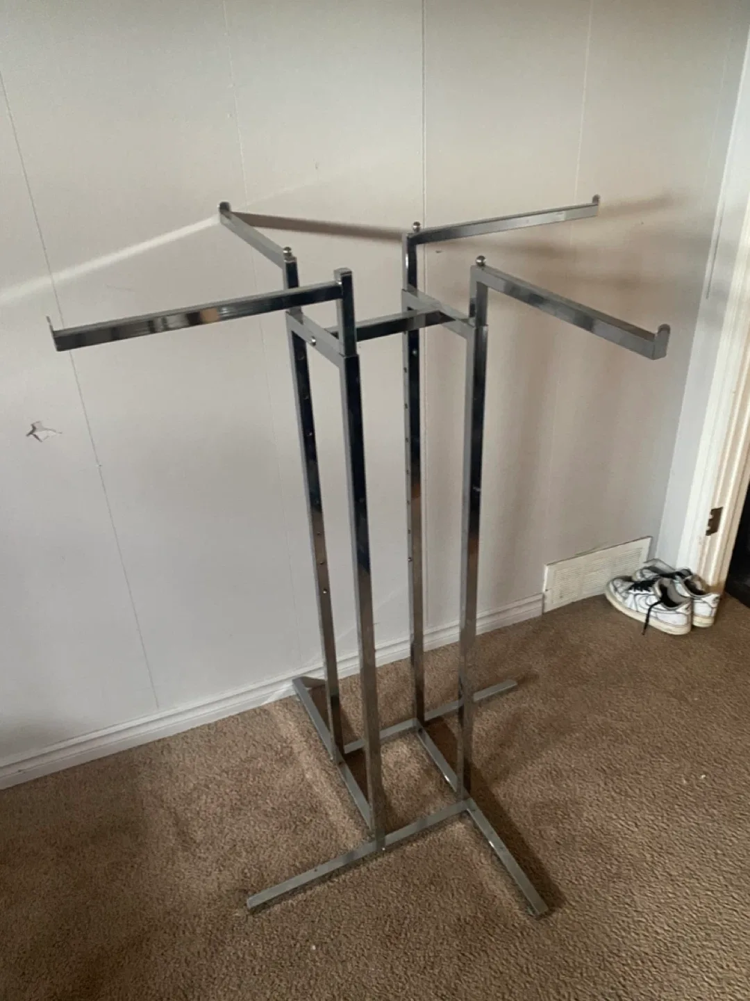 Chrome Clothing Rack image indicator(2)