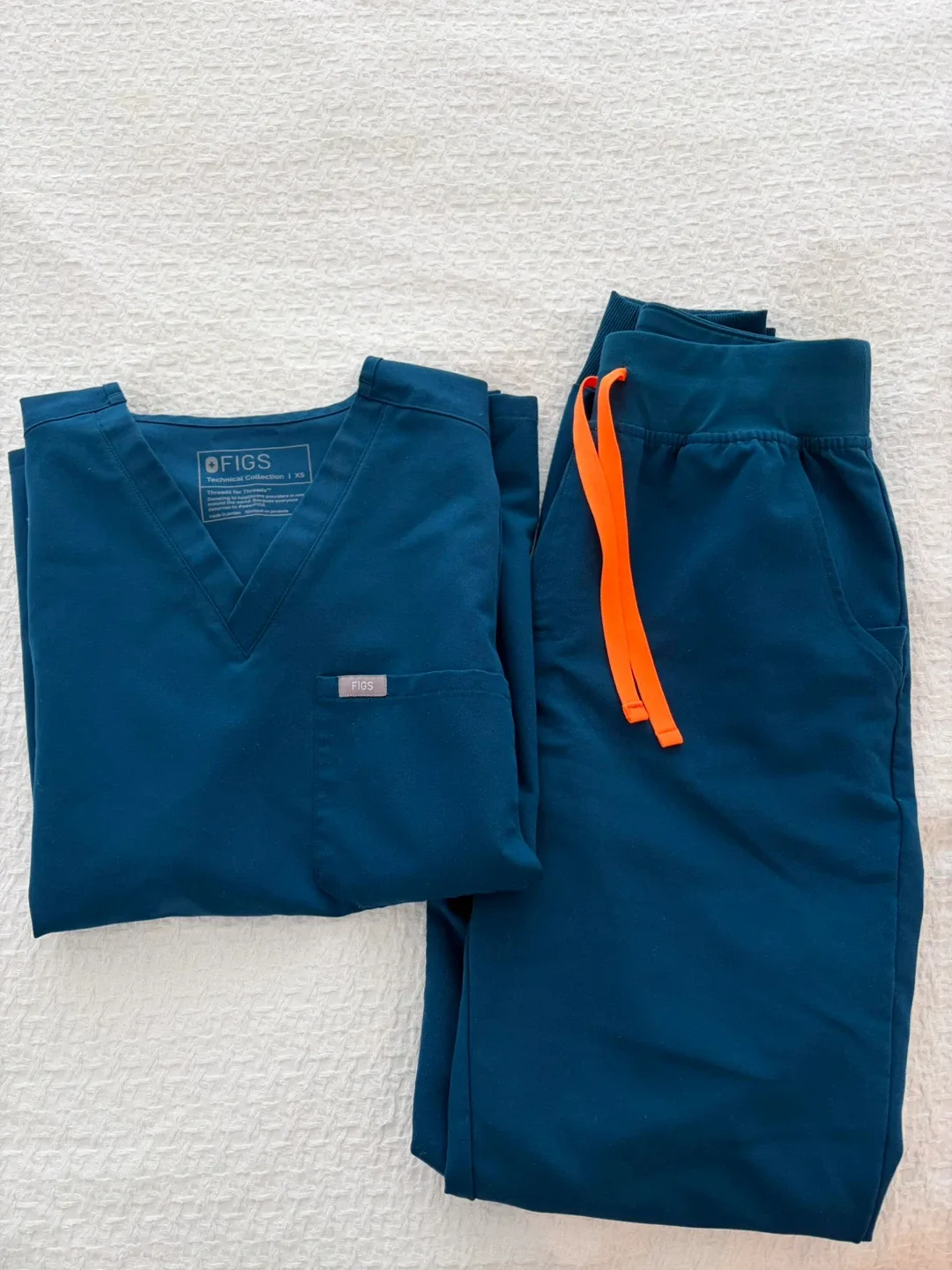 FIGS Scrub Set - Deep Reef, XS Tall