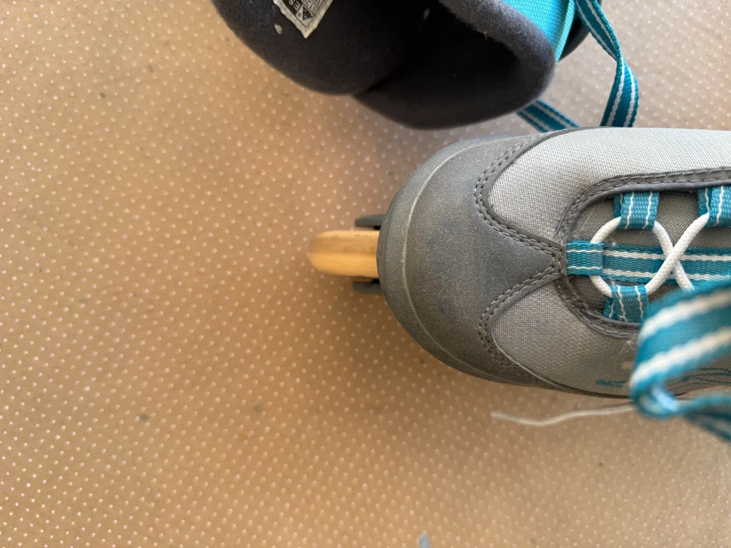 K2 Escape Inline Skates - Women's Size 9 image indicator(4)