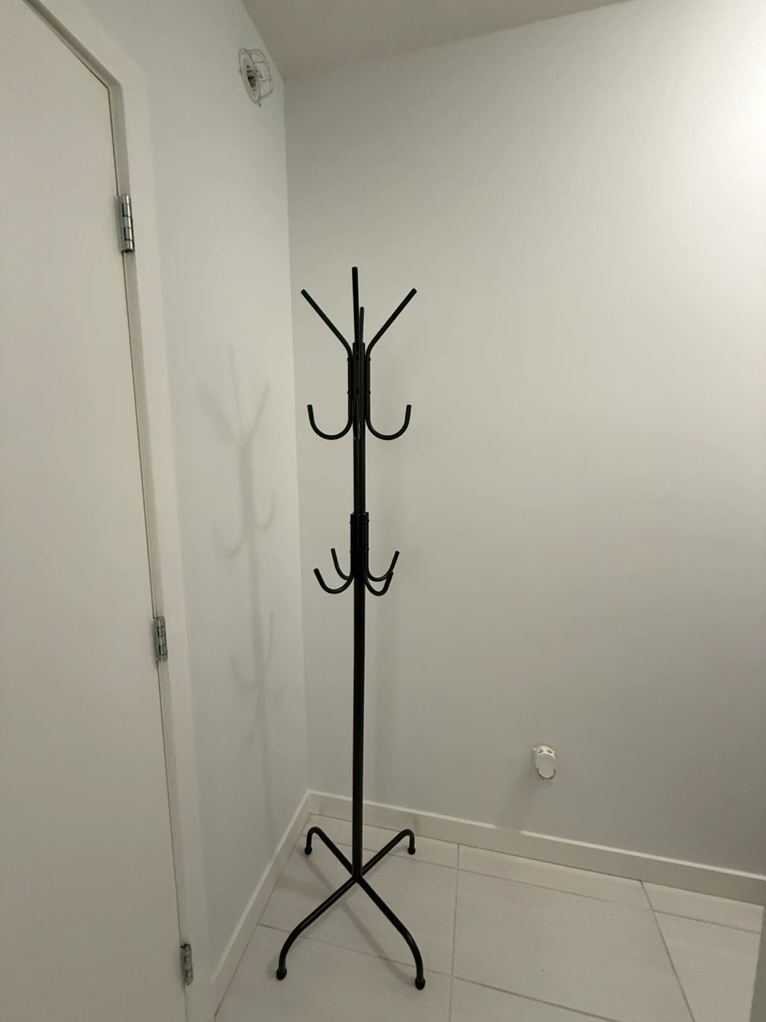 Black Metal Coat Rack Stand