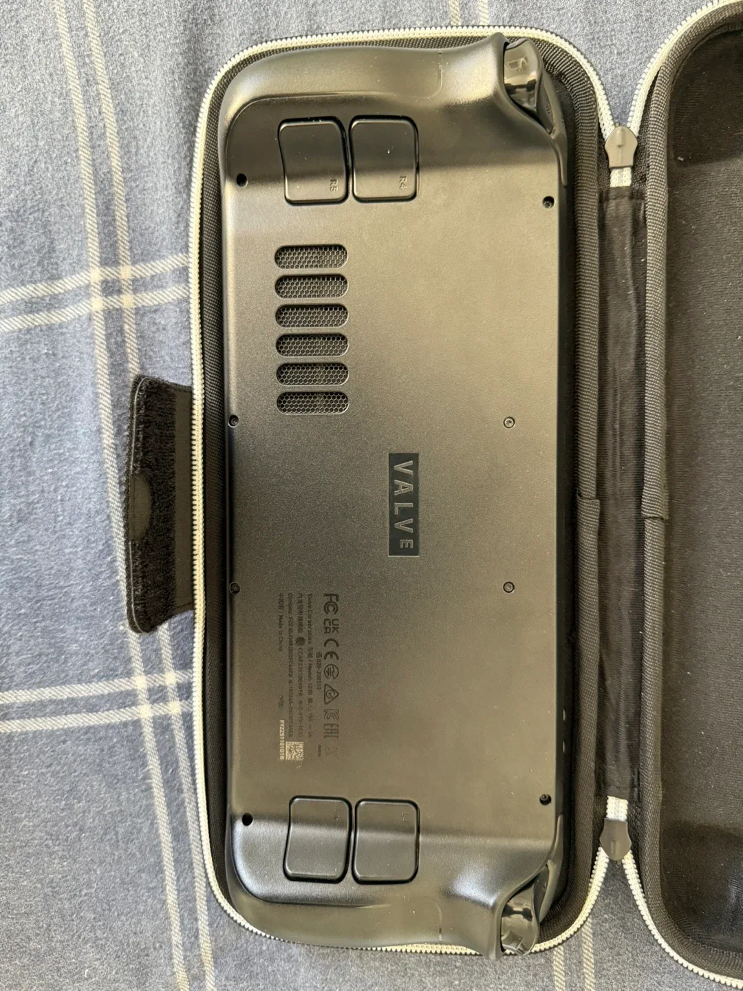 Steam Deck Handheld Game Oled 1TB image indicator(3)