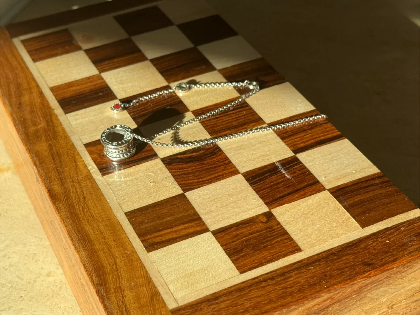 Bulgari B.Zero1 Silver Necklace image indicator(2)