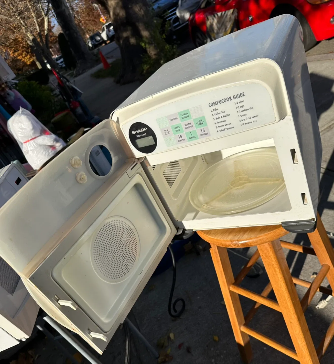 Sharp Carousel Microwave image indicator(4)