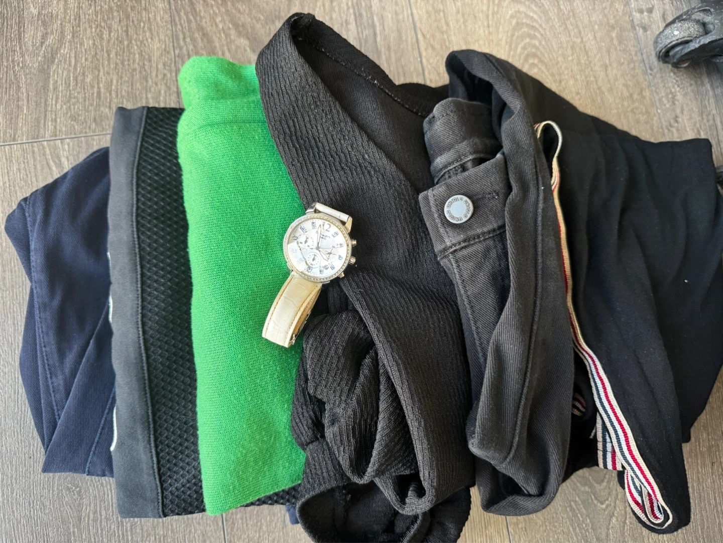 Preloved - Clothing Bundle for Sale – Only $15!