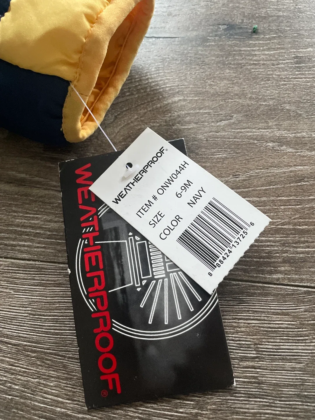 Infant Snowsuit: 6-9M image indicator(4)