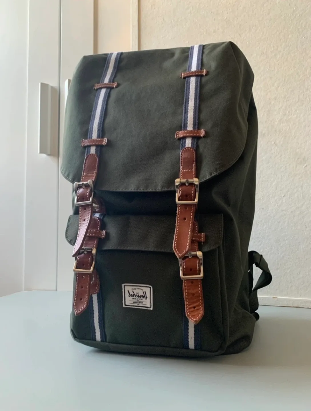 Herschel Supply Co. Little America Backpack-25L