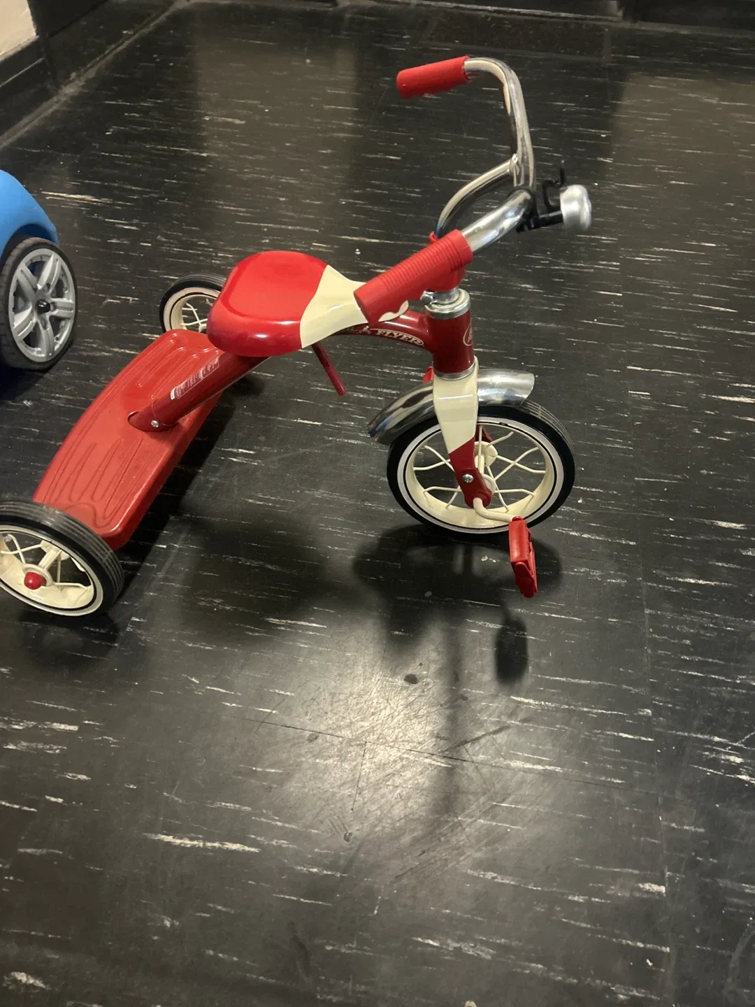 Radio Flyer Classic Red Tricycle