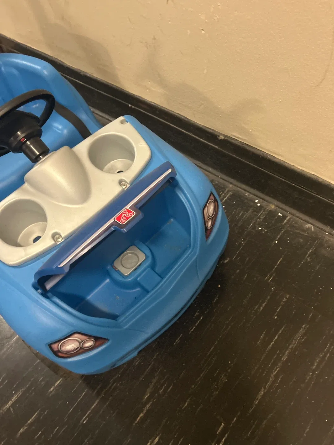 Step2 Whisper Ride Touring Wagon image indicator(4)