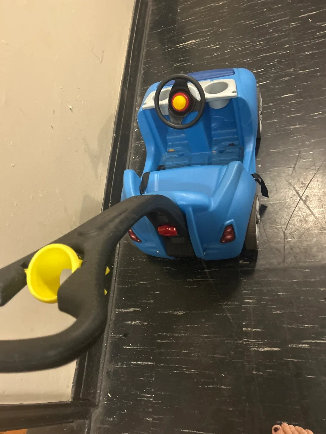 Step2 Whisper Ride Touring Wagon image indicator(3)