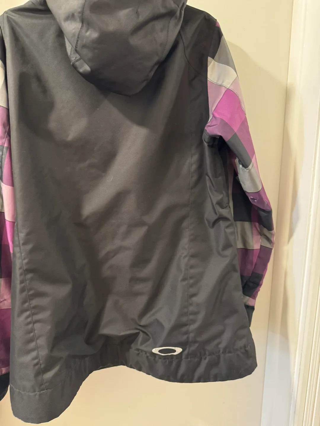 Oakley Black Jacket with Plaid Sleeves image indicator(3)