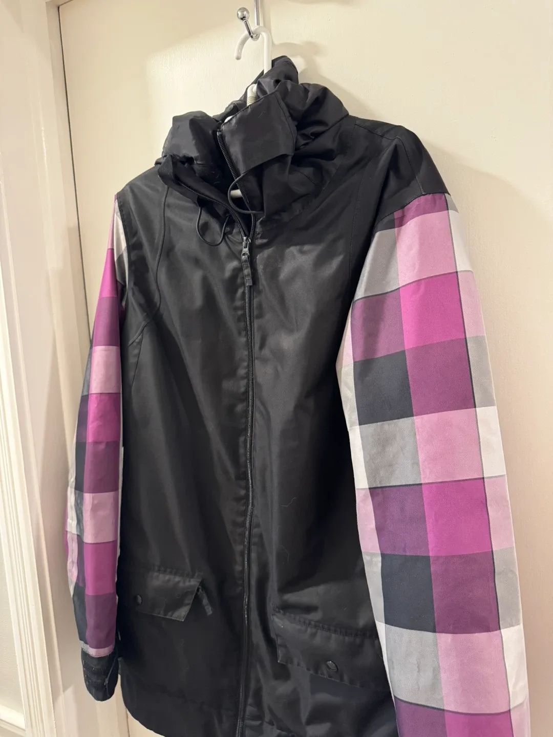 Oakley Black Jacket with Plaid Sleeves