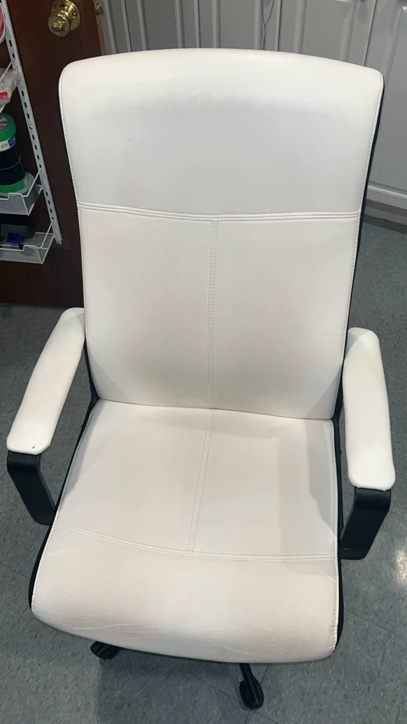 White swivel desk chair office chair