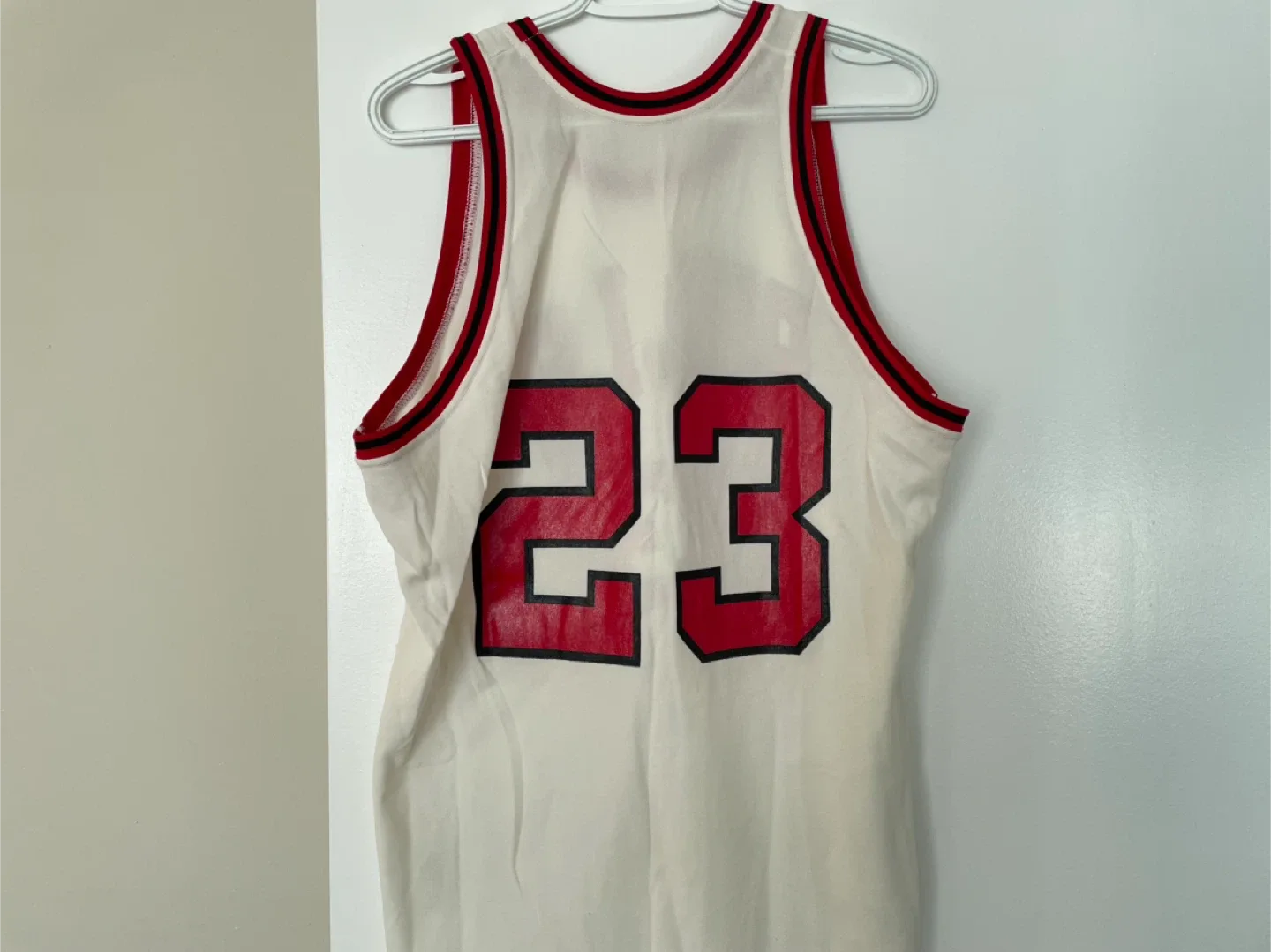 NBA Wallace #30 & Pippen #33 Jerseys image indicator(8)