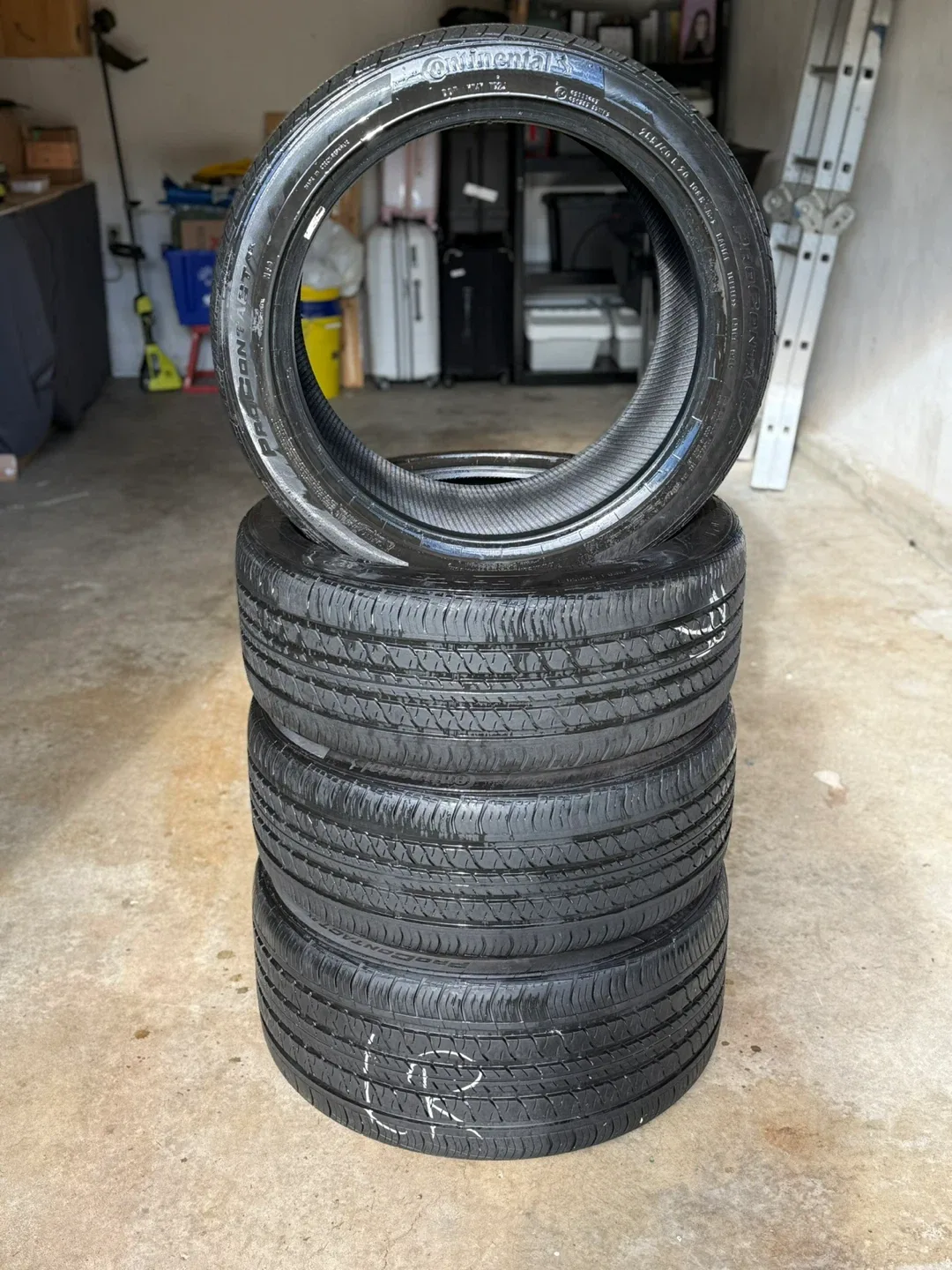 4x Continental ProContact RX Tires 285/40R20 All Season 90%Tread image indicator(4)