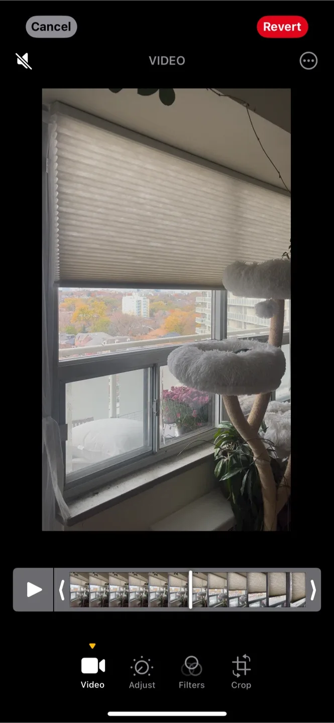 Hunter Douglas Duette Automated Thermal Cellular  Window Shades image indicator(2)