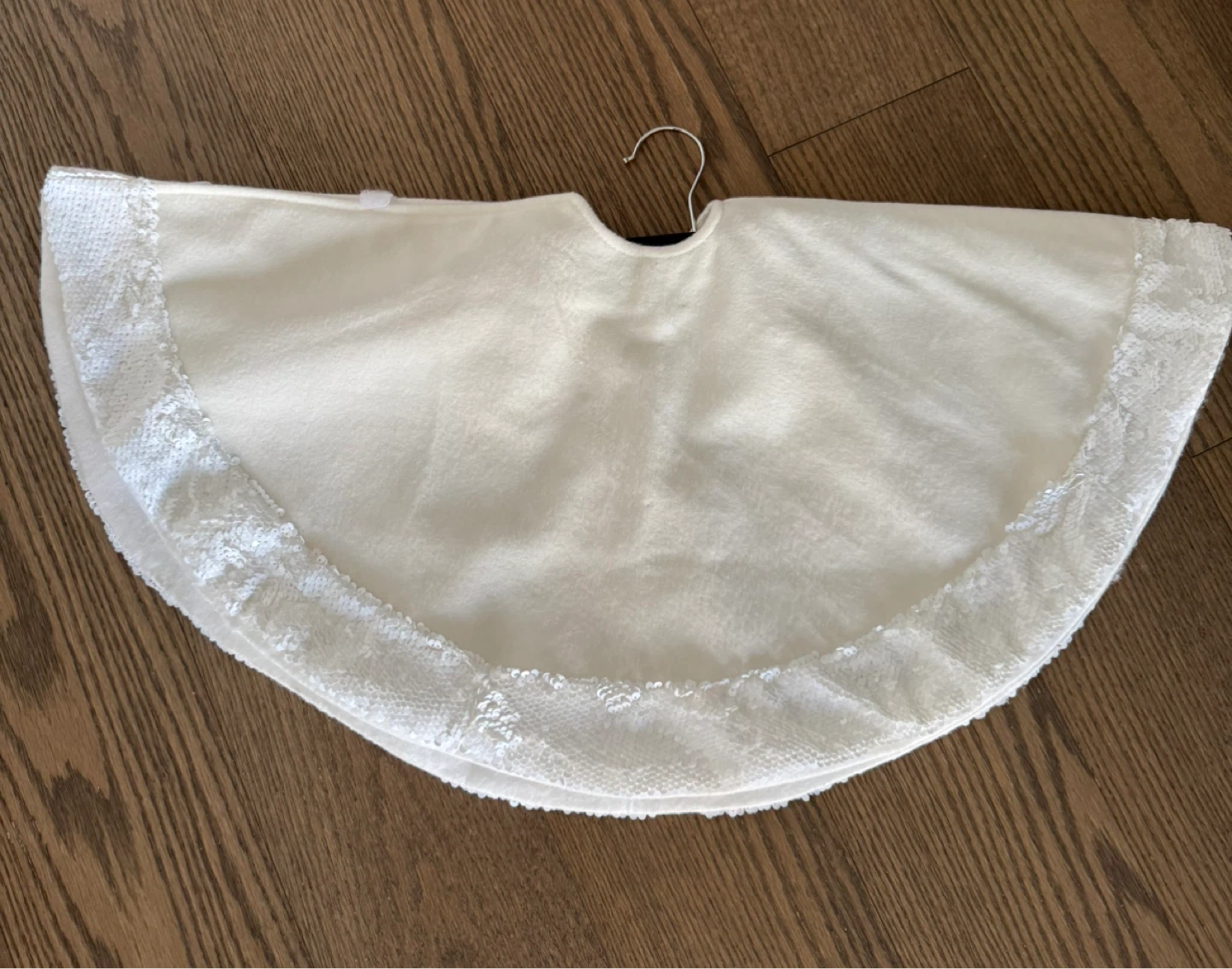 BRAND NEW Christmas Tree Skirt 90cm diameter