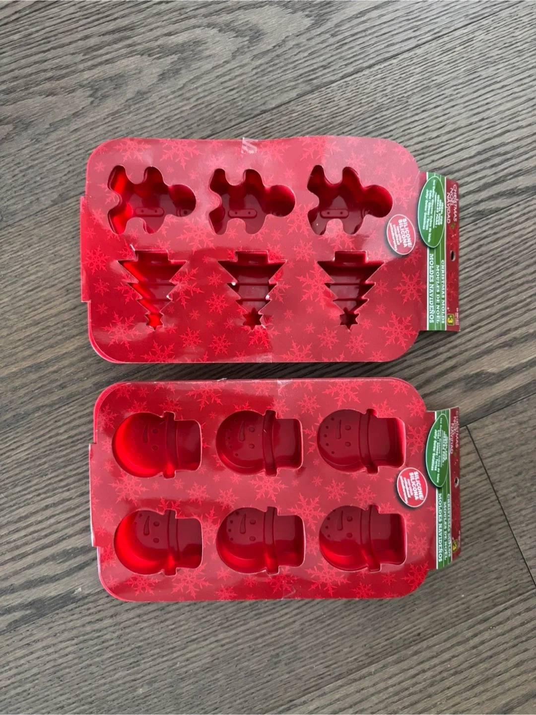 2x Christmas Silicone Molds - BRAND NEW thumbnail