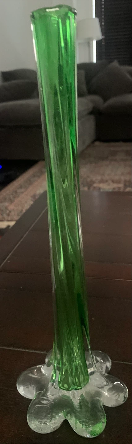 Green Glass Flower Bud Vase - photo 3