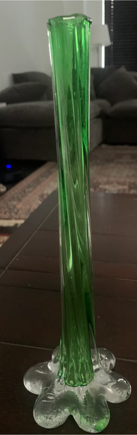 Green Glass Flower Bud Vase - photo 2