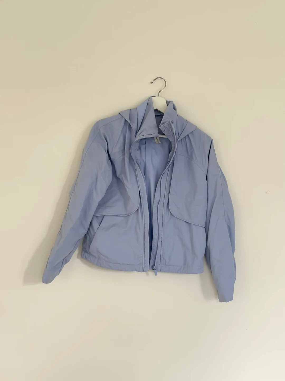 Lululemon Jackets & Sweater