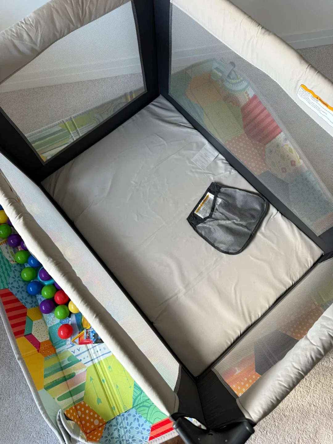 Graco Pack 'n Play Playard image indicator(5)