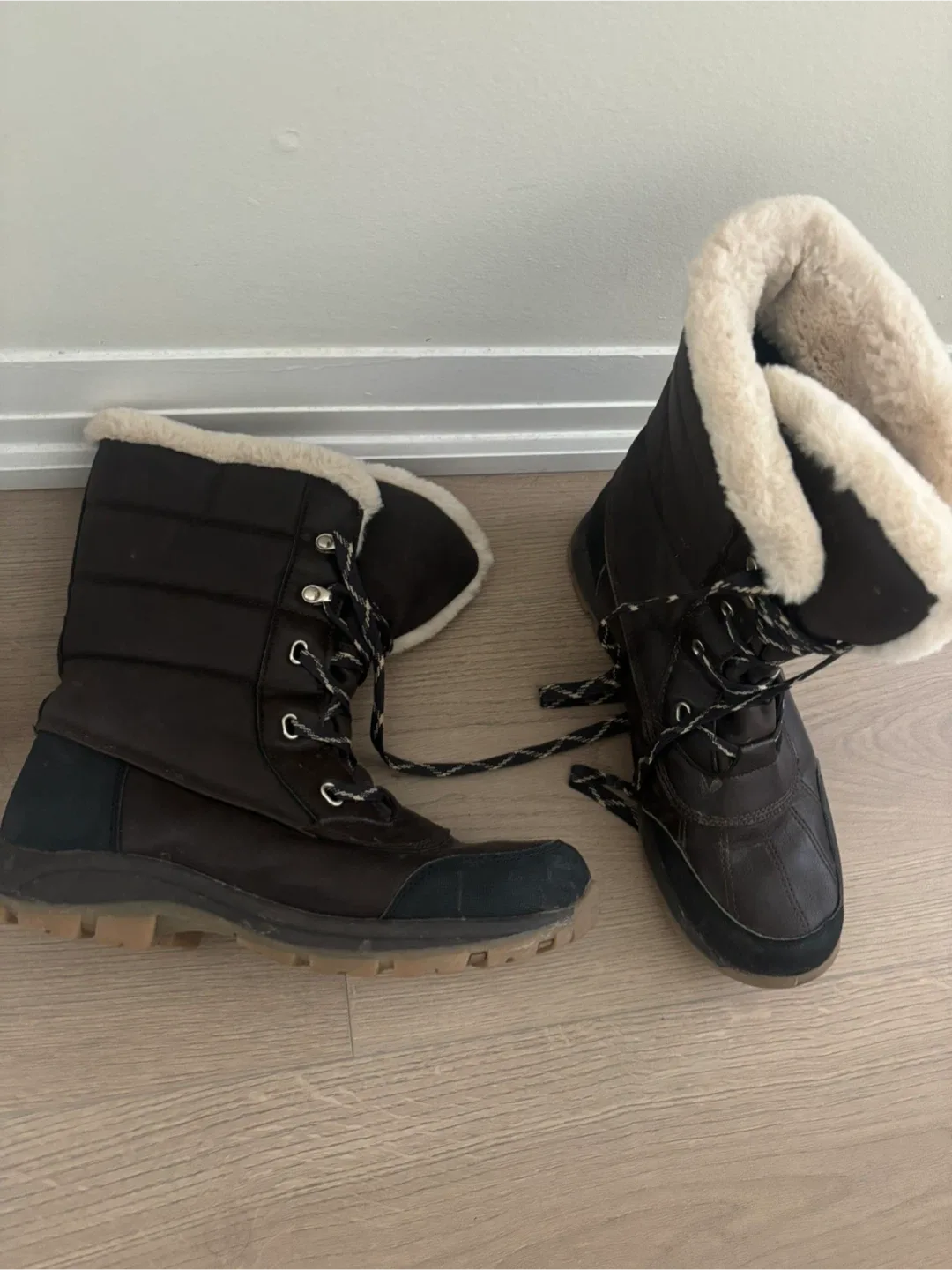 Brown Winter Boots image indicator(2)