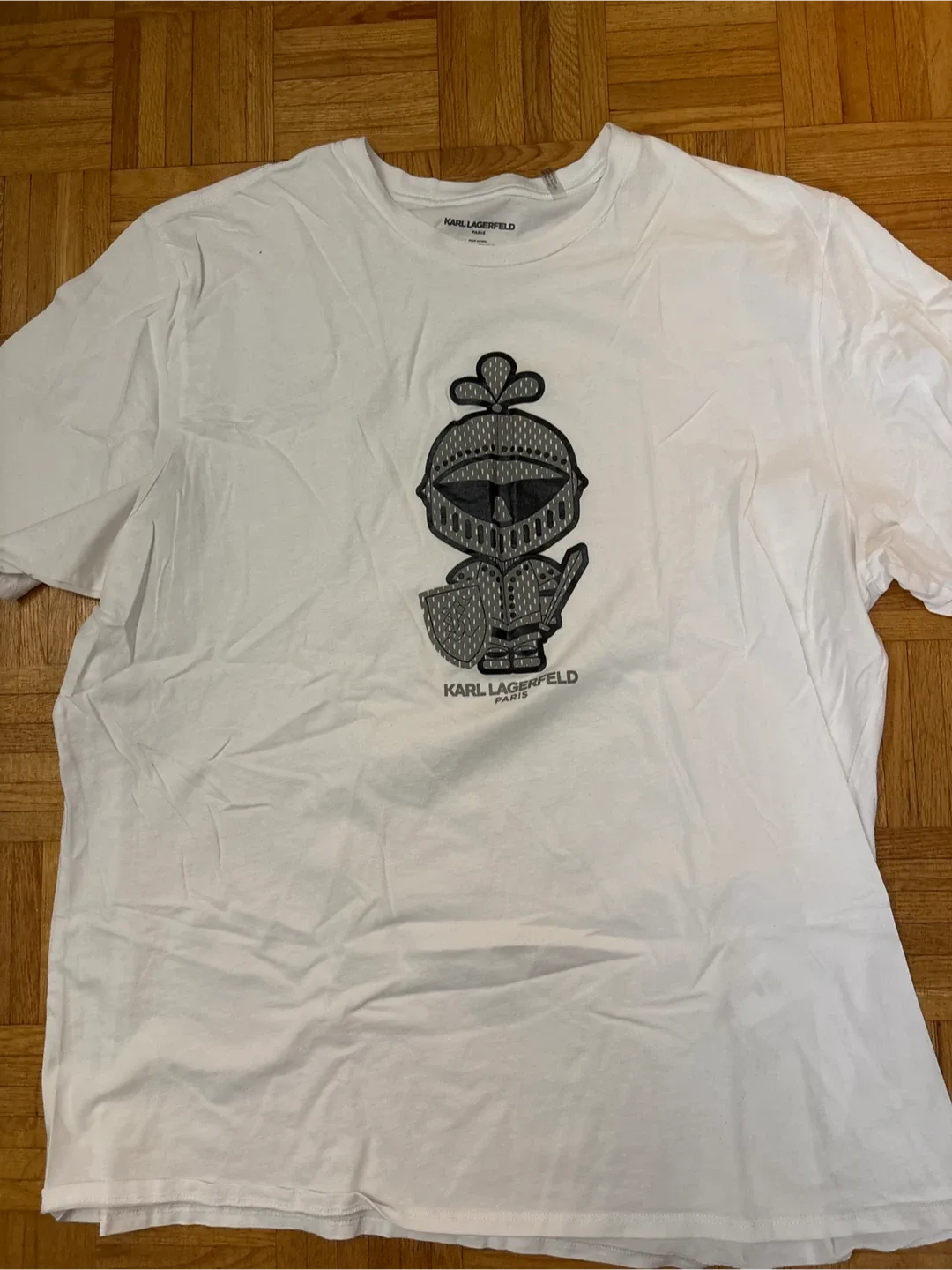 Karl Lagerfeld Paris White Tee XXL