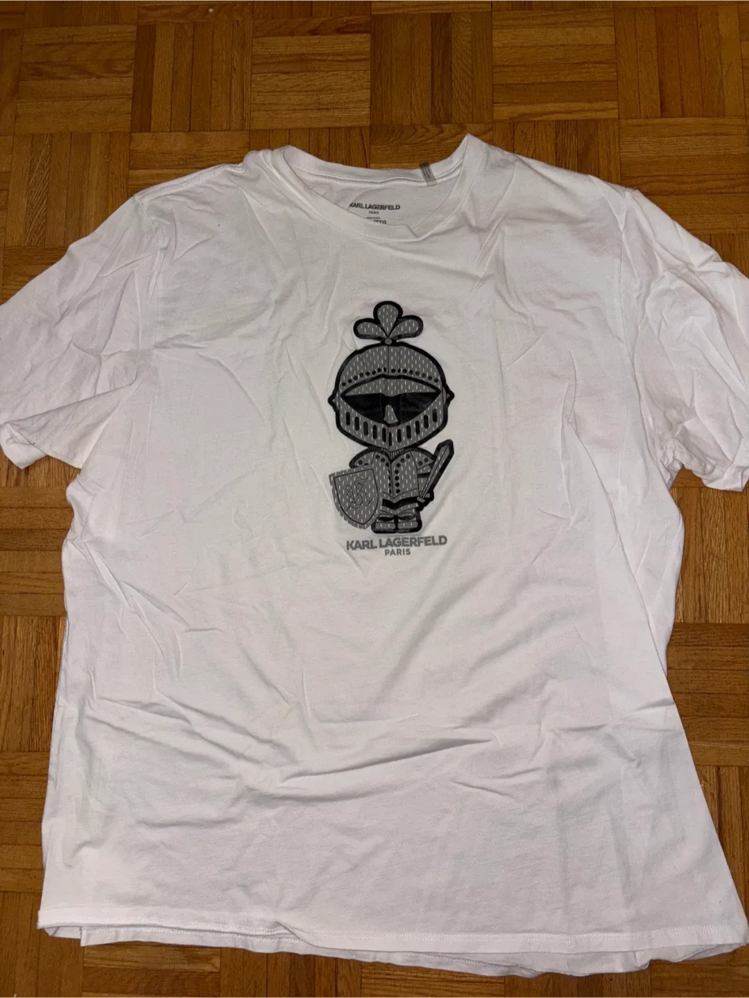 Karl Lagerfeld Paris White Tee XXL image indicator(3)