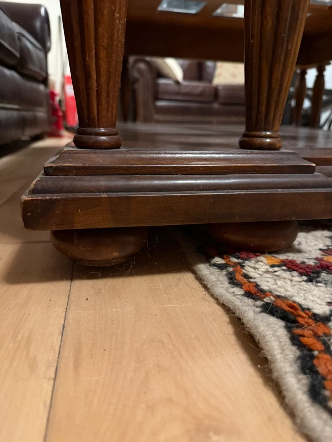 Massive Coffee Table Fit for a King image indicator(5)