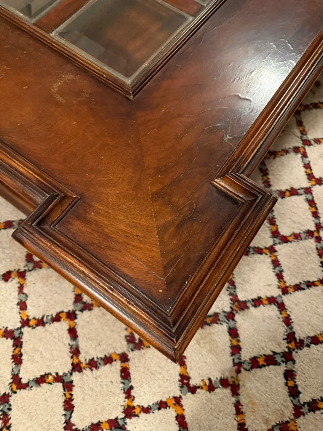 Massive Coffee Table Fit for a King image indicator(3)