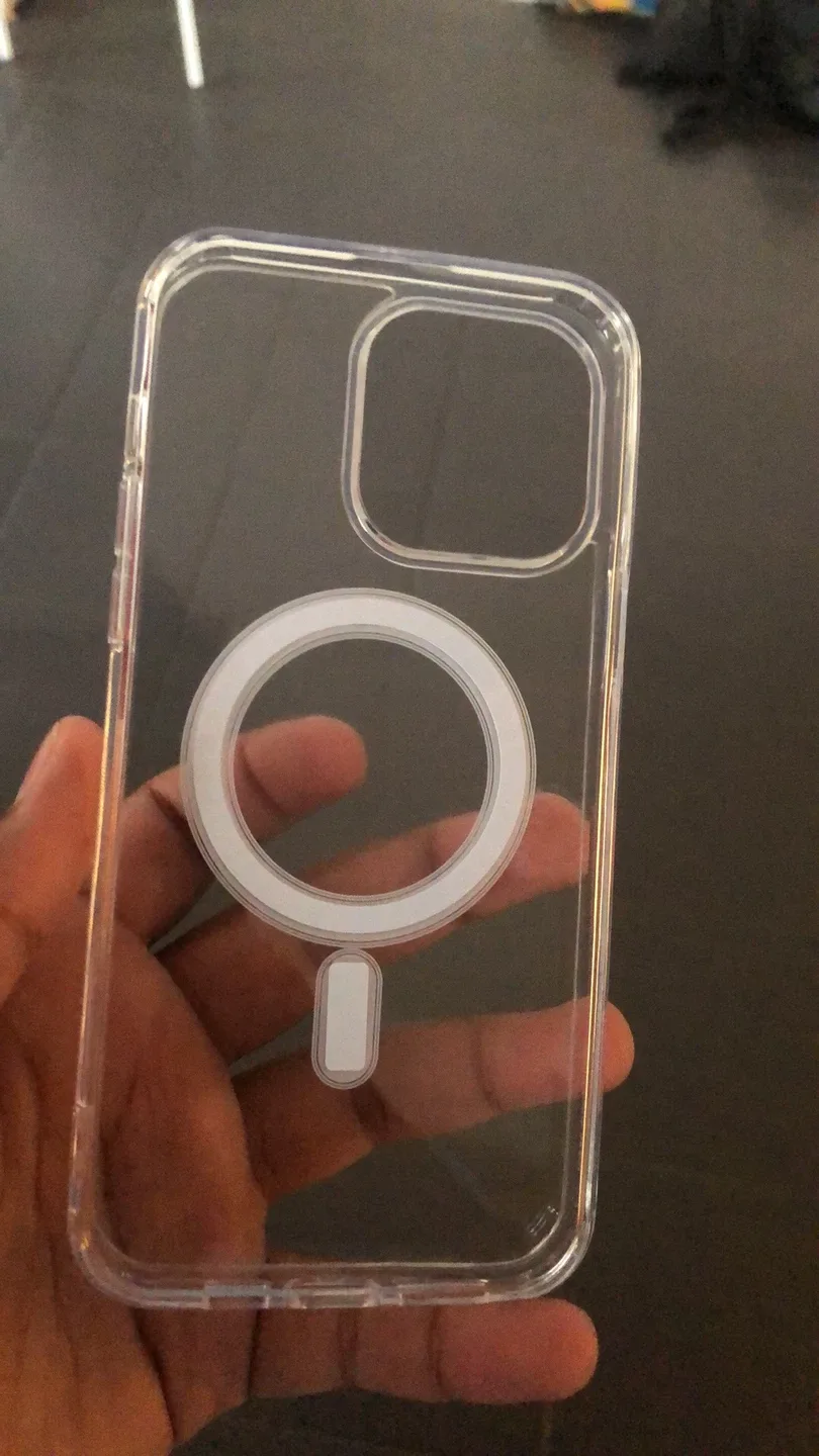 iPhone Case with MagSafe - Clear image indicator(3)