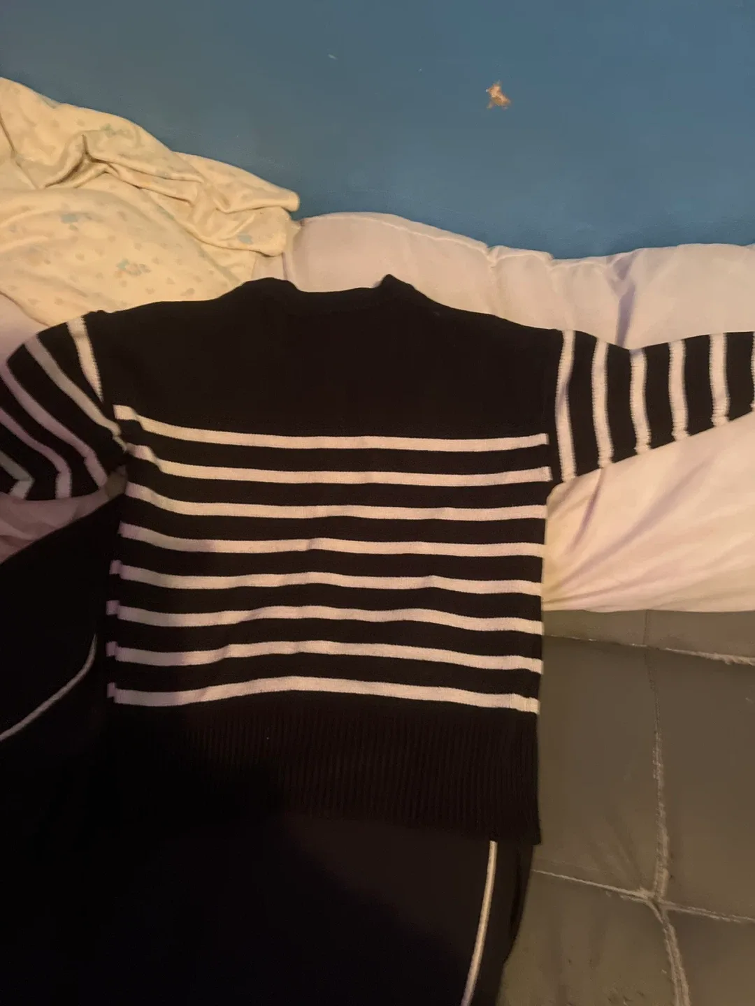 Striped Black and White Sweater image indicator(2)