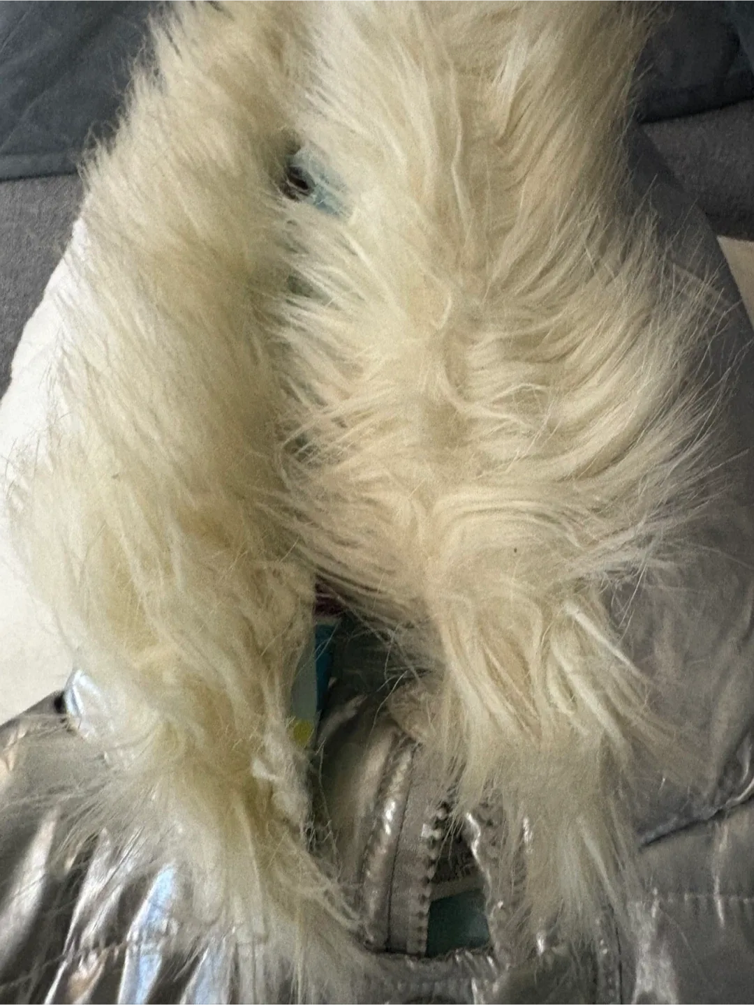 Disney Frozen Silver Puffer Jacket - Size 110 image indicator(4)