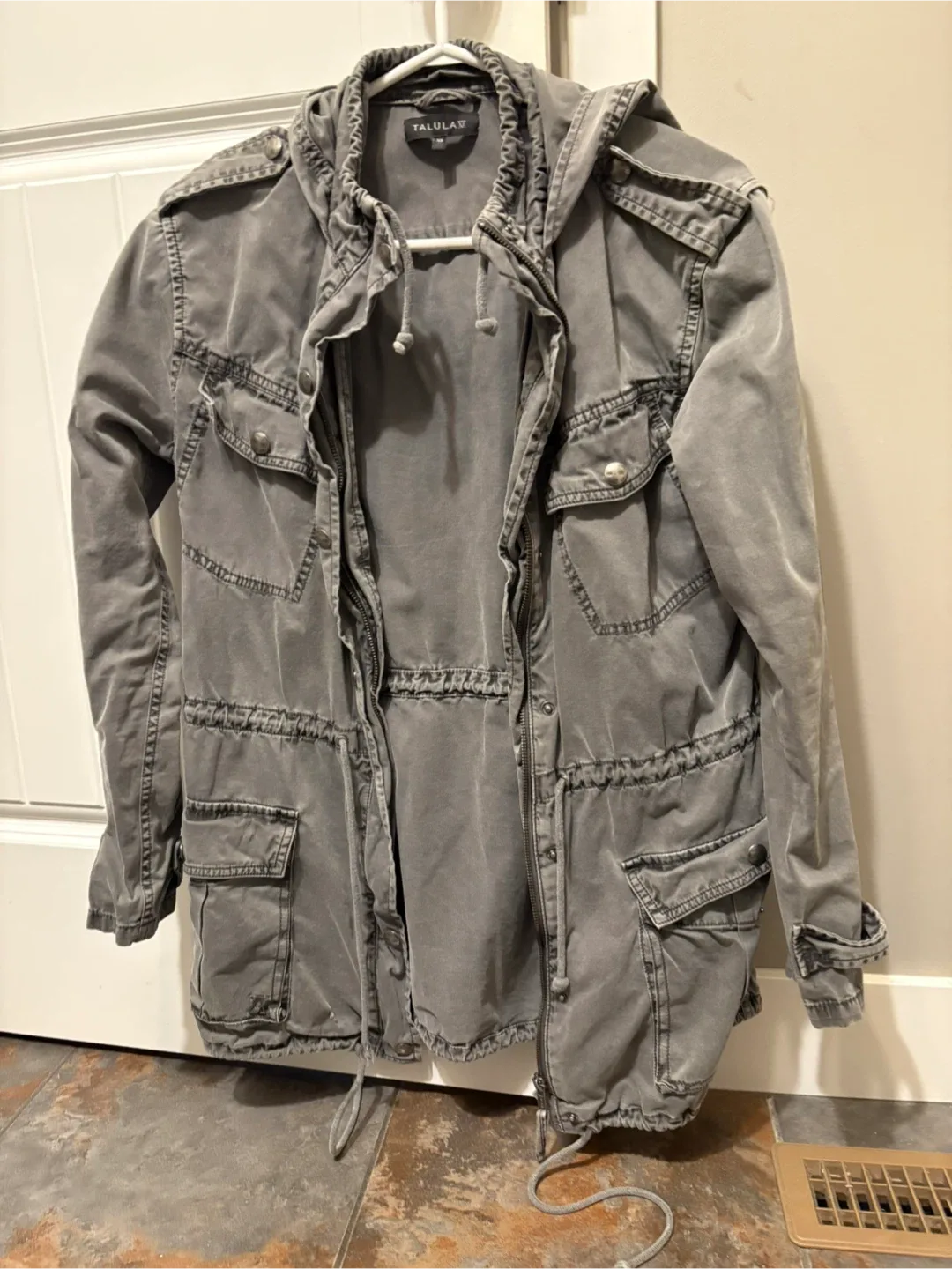 Fall jacket image indicator(2)