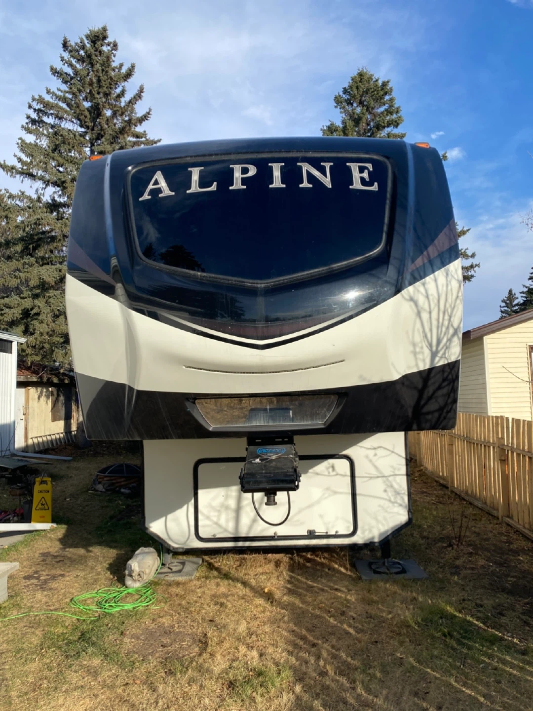 Alpine Keystone 3712KB RV Trailer