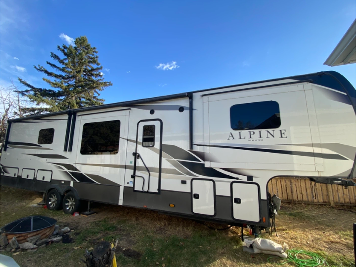 Alpine Keystone 3712KB RV Trailer - photo 2