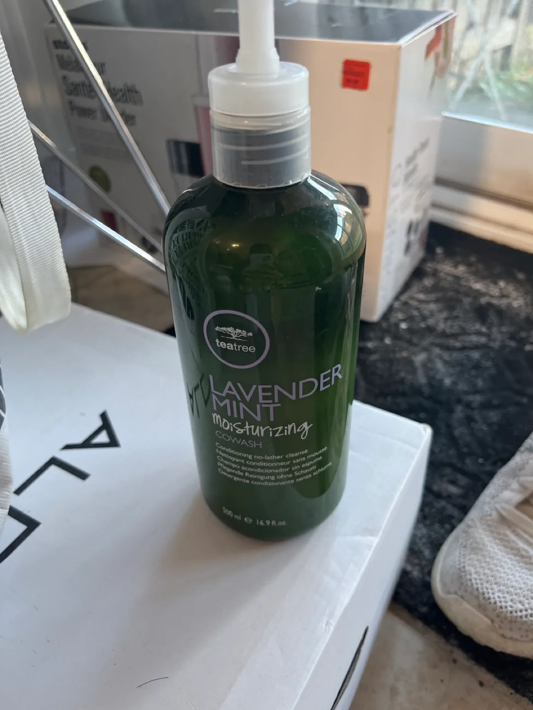 Premium Salon grade shampoo thumbnail