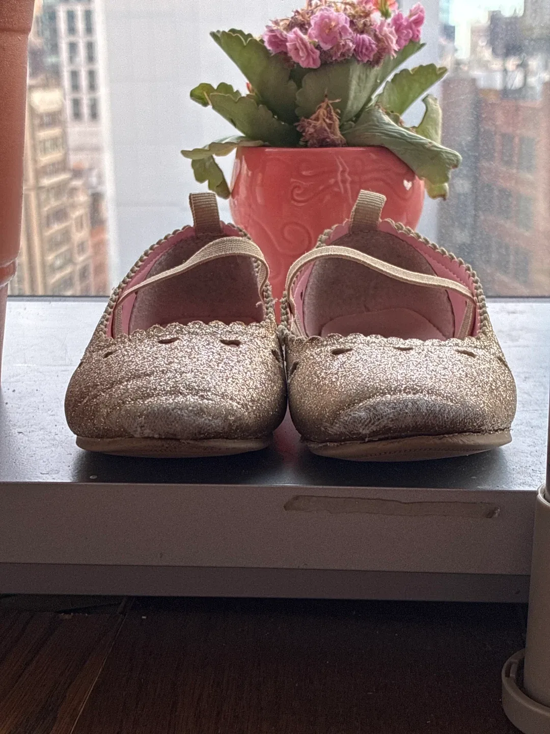 Carter's Gold Glitter Ballet Flats - Size 8 Girls shoes Toddler