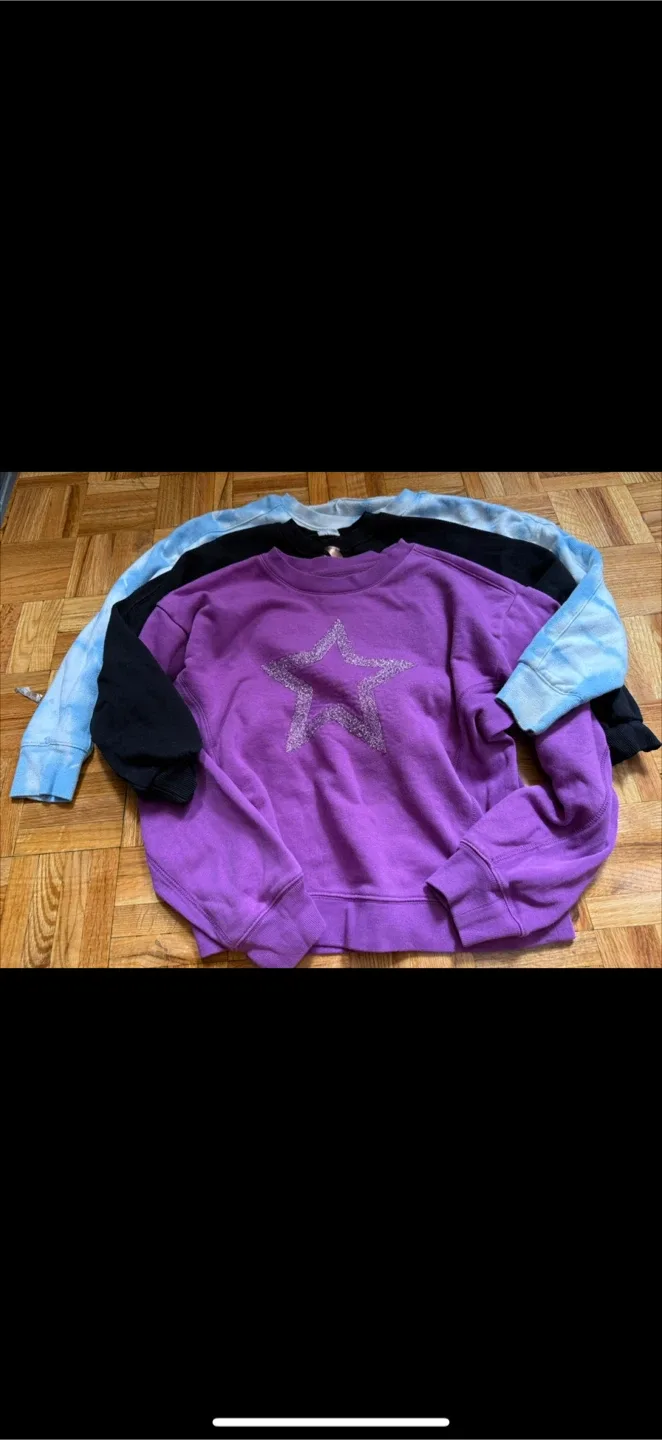 Bundle of assorted hoodies/sweatshirt-CLEAROUT SALE!!! image indicator(2)