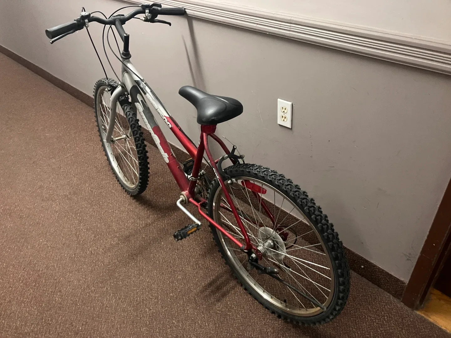 Supercycle SCF500 Bike - Red/Silver image indicator(3)