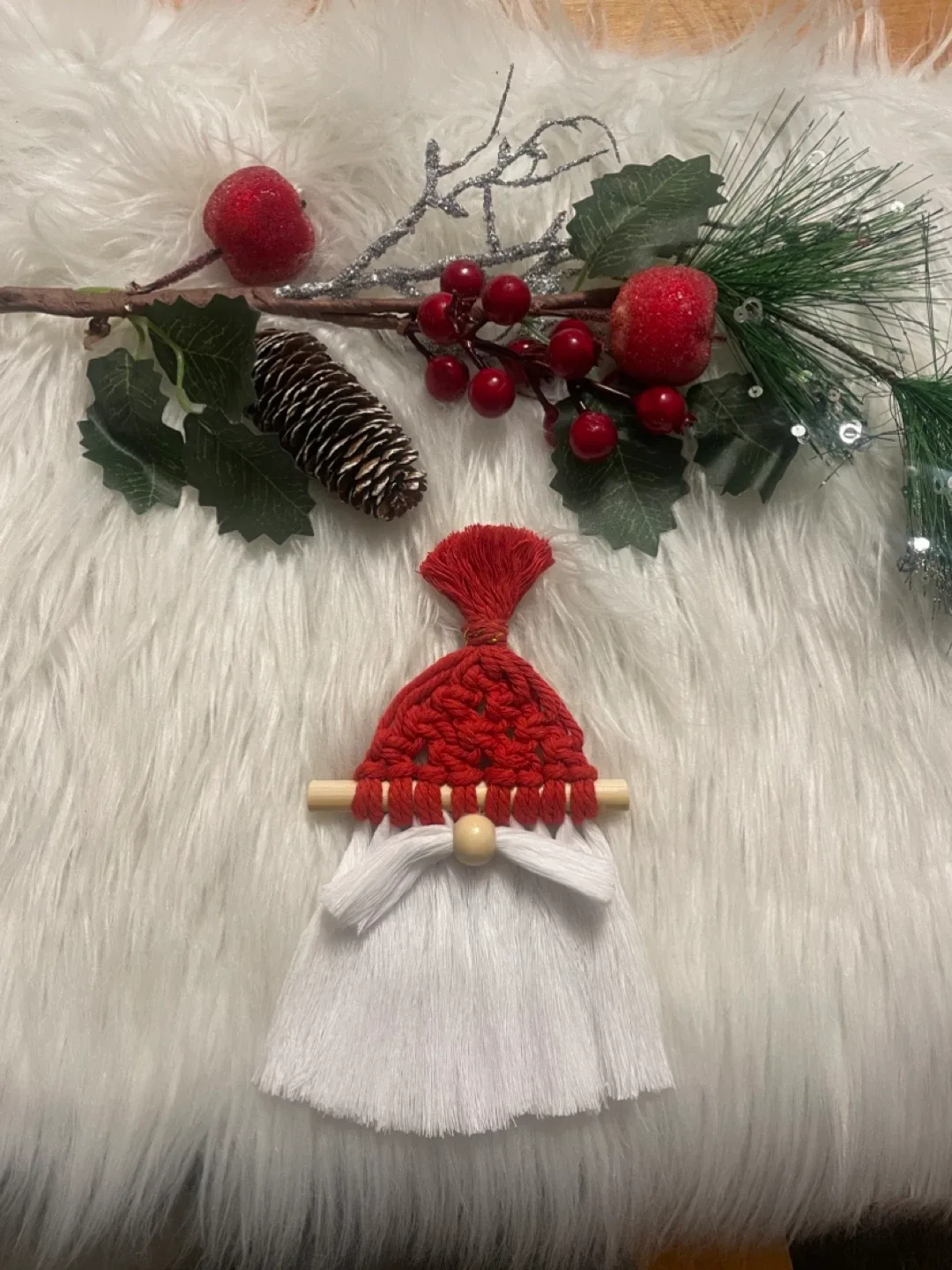 Handmade Christmas Ornaments image indicator(3)