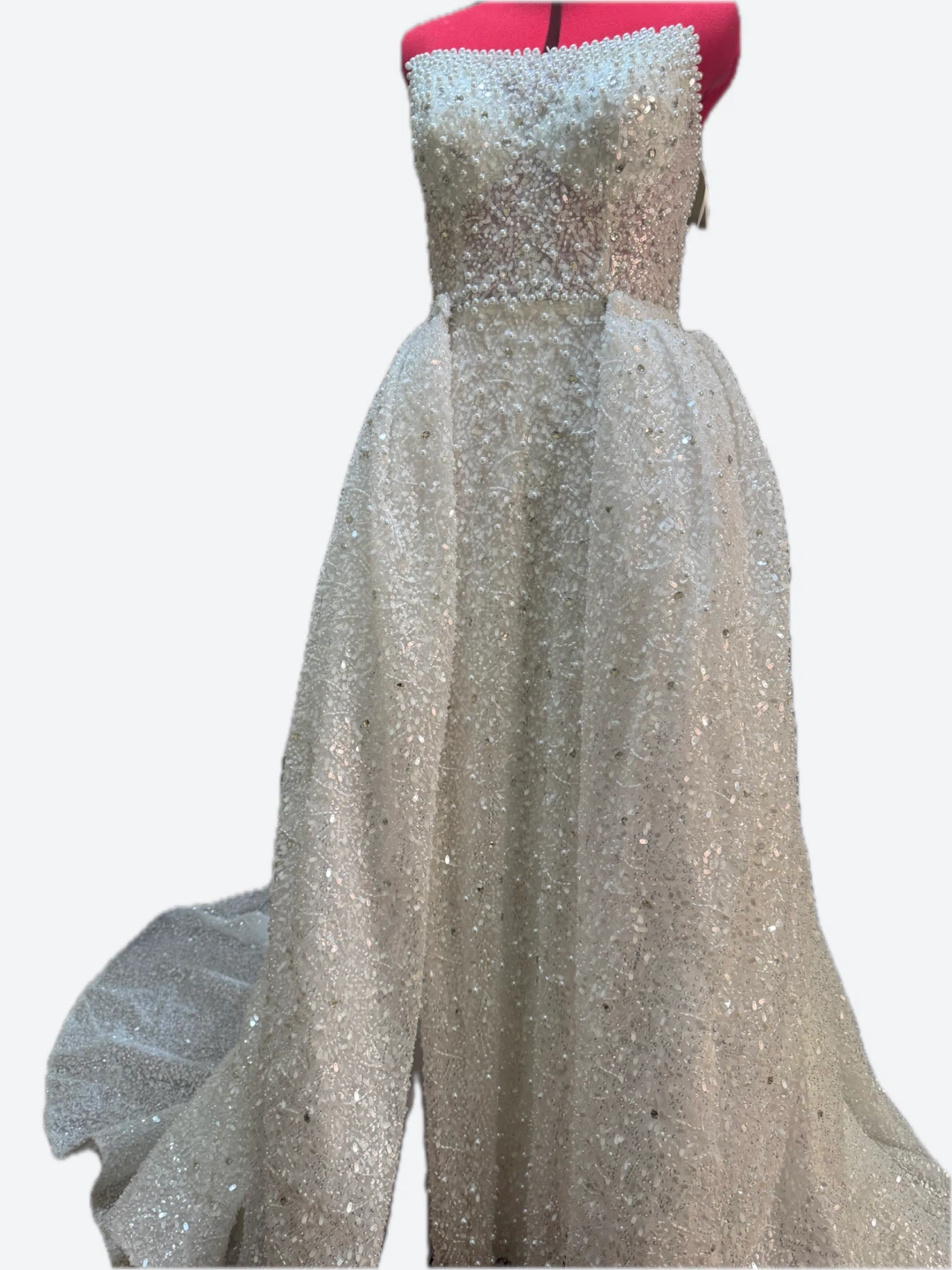 Beaded Wedding Dress - Elegant & Stunning - photo 2