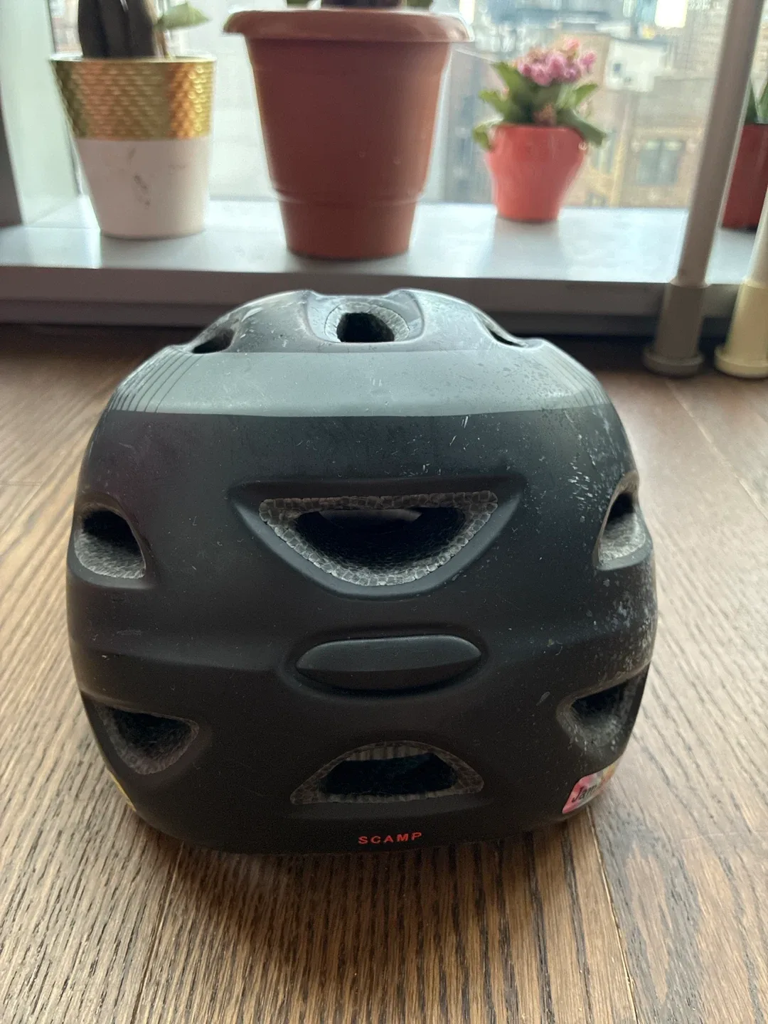 FREE Giro Scamp Kids Bike Helmet image indicator(3)