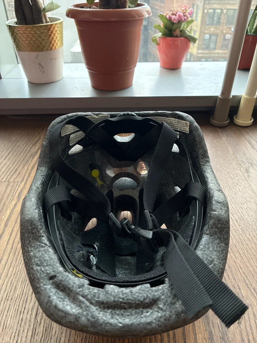 FREE Giro Scamp Kids Bike Helmet image indicator(2)