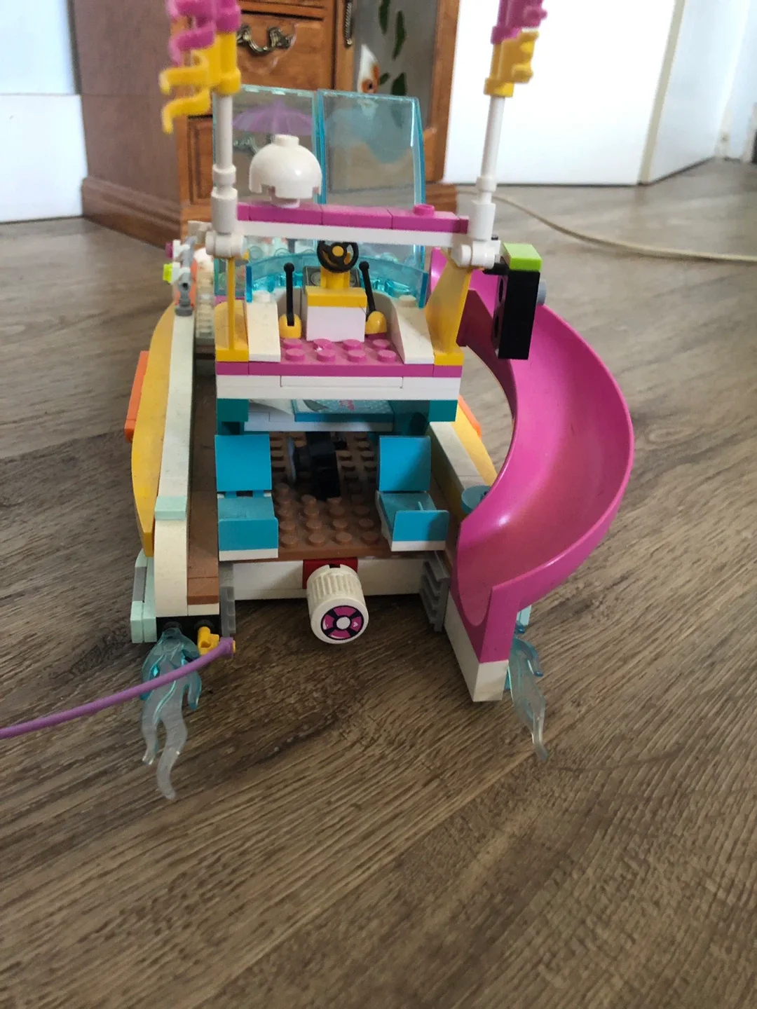 LEGO Friends Sunshine Catamaran Set image indicator(7)