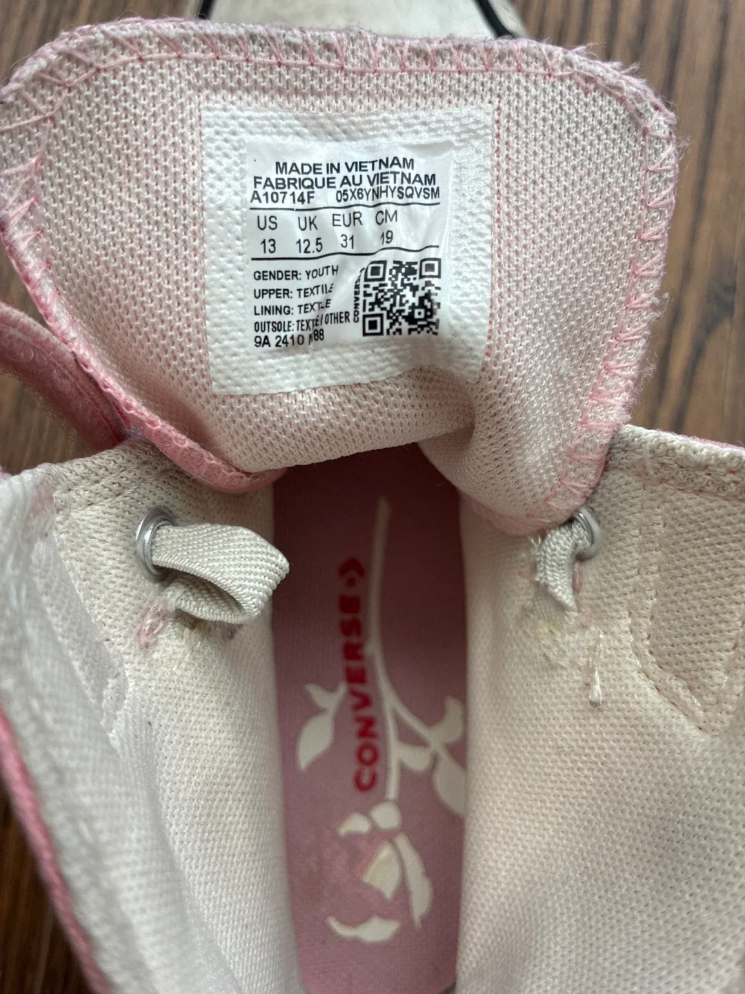 Girls Converse All Star Pink High-Top Sneakers - Youth Size 13 image indicator(4)