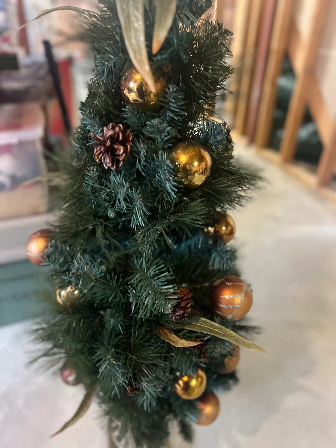 48” Decorated Artificial Christmas Tree image indicator(2)