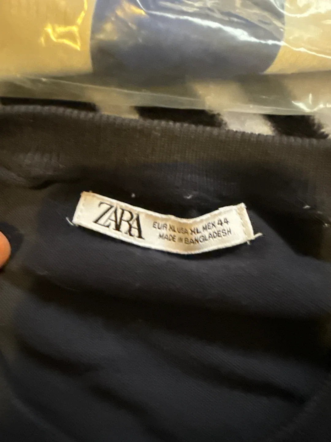 Zara Navy Blue T-shirt - XL image indicator(2)
