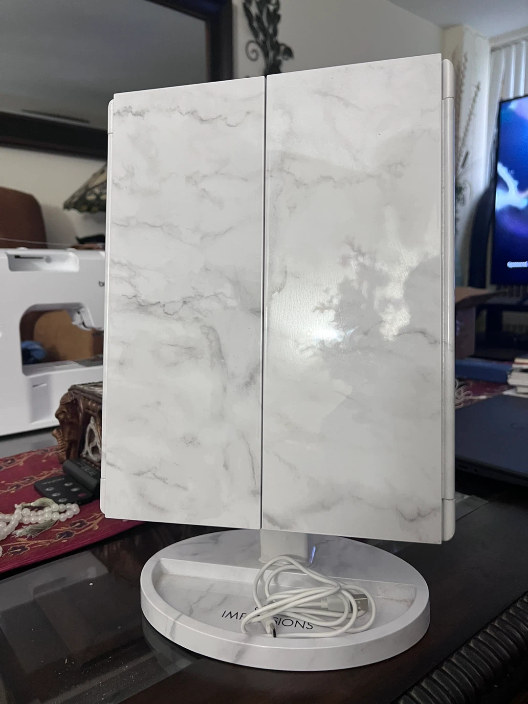 Vanity mirror - photo 2